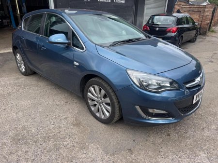 VAUXHALL ASTRA